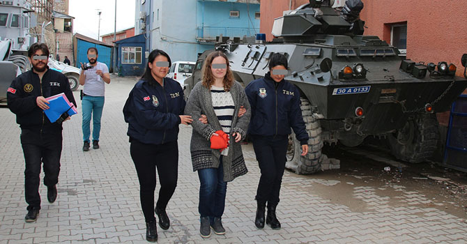 Şemdinli FETÖ üyesi karı-koca tutuklandı