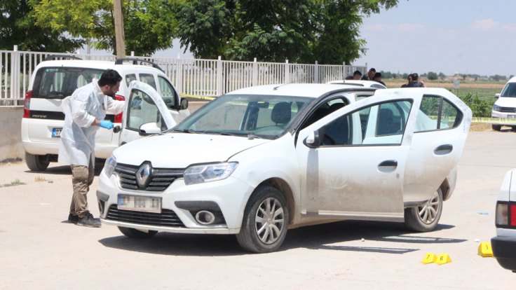 Suruç’ta otomobilden 4 çuval oy pusulası çıktı