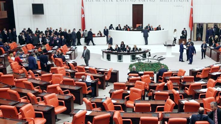 Meclis’te CHP ve MHP arasında arbede