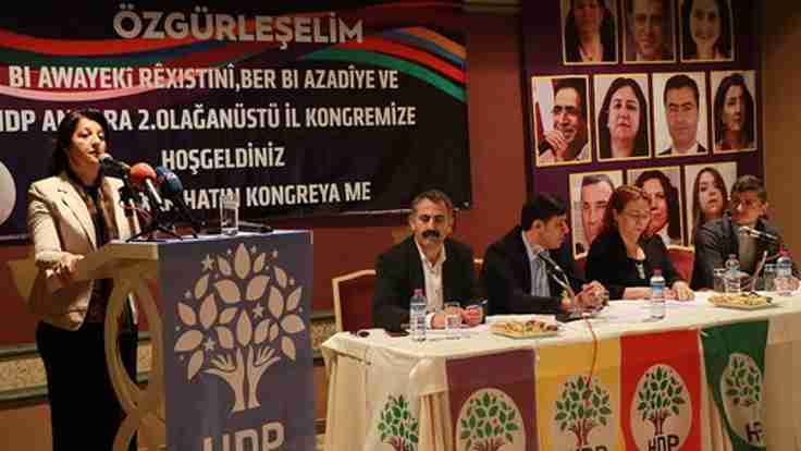 Pervin Buldan’dan Meral Akşener’e yanıt: AKP ile görüşecek hiçbir şeyimiz yok