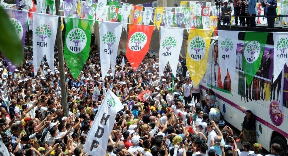 HDP mitingi: Bıçak kemiğe dayandı abê