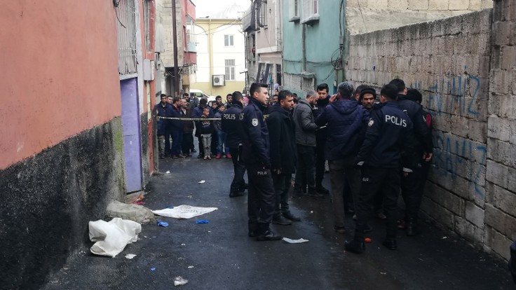 Suriyeli aile saldırıya uğradı: 1 çocuk hayatını kaybetti