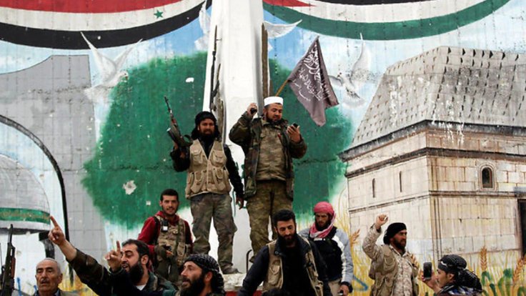 İdlib’de yüksek gerilim: Cihatçılar bir kasabayı daha ele geçirdi