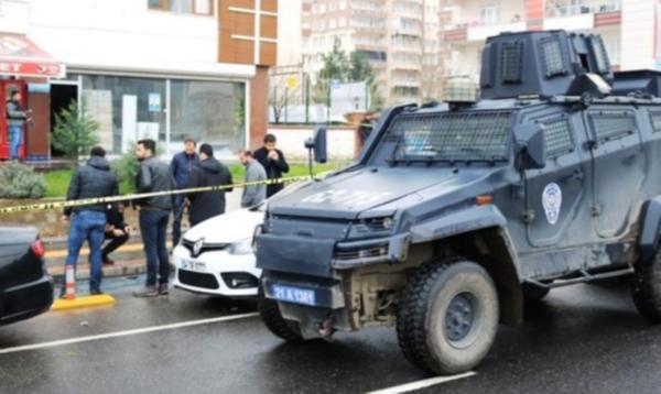 Diyarbakır’da iki grup arasında silahlı kavga: 5 yaralı