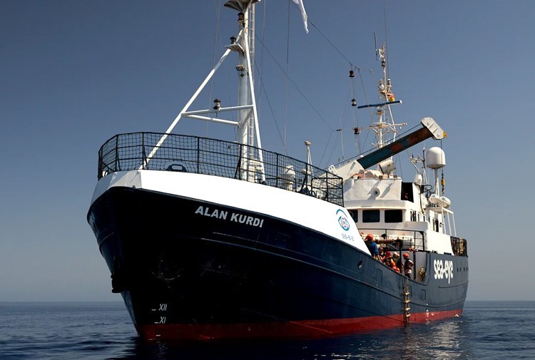 ‘Alan Kurdi’ gemisi 65 mülteci ile Avrupa kıyılarında bekletiliyor