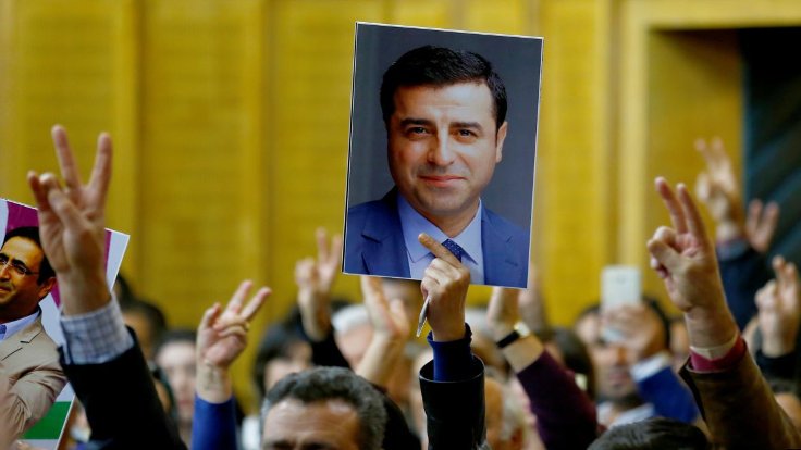 HDP Eşbaşkanları: Zaman kazanılmaya çalışılıyor