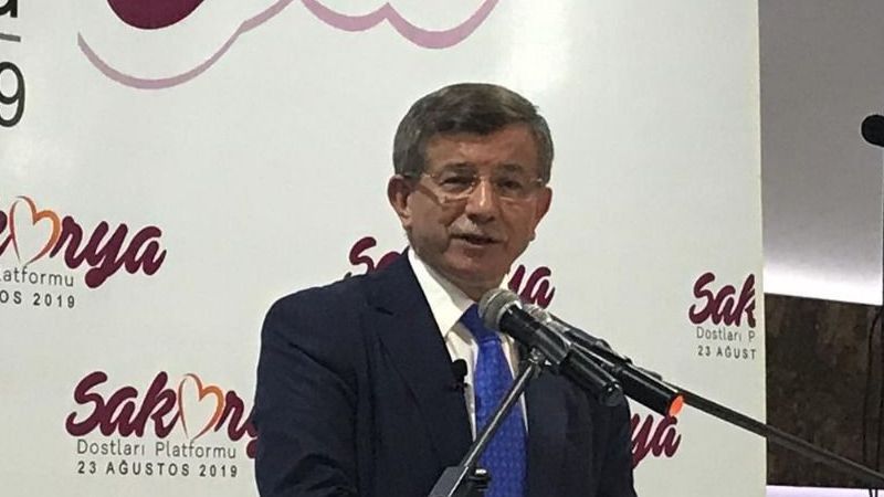 Ahmet Davutoğlu, AK Parti’den ihraç talebiyle disipline sevk edildi