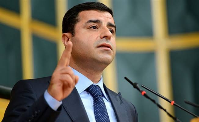 Demirtaş’tan Erdoğan’a tavsiye: İzzetbegoviç’i oku