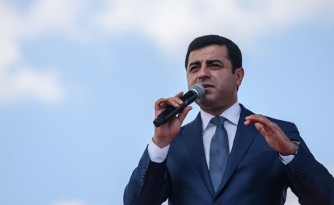 Selahattin Demirtaş gazete yazarı oluyor