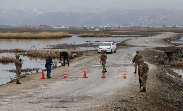 Van’da 2 mahalle ve 2 mezrada uygulanan karantina devam ediyor