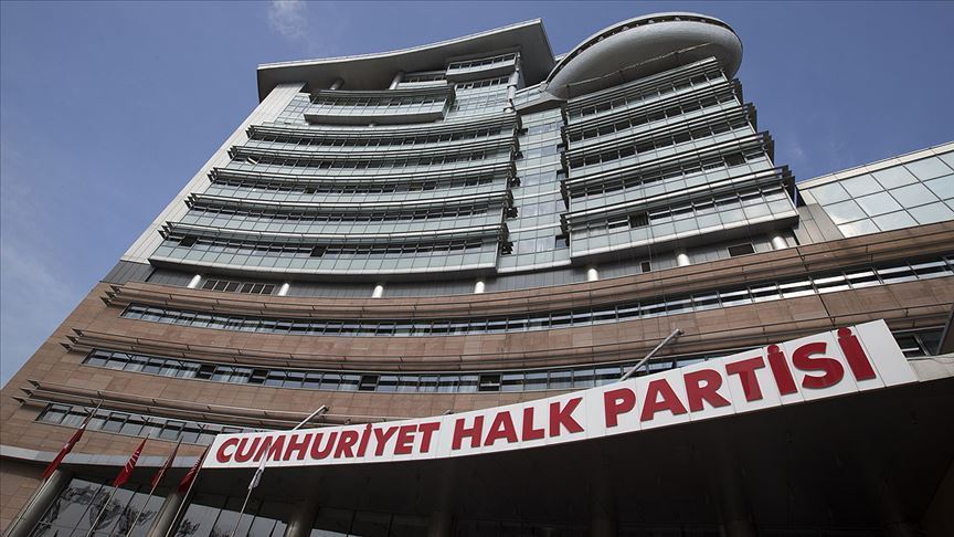 CHP kazandığı şehirlerde kutuplaşmayı yıkıyor