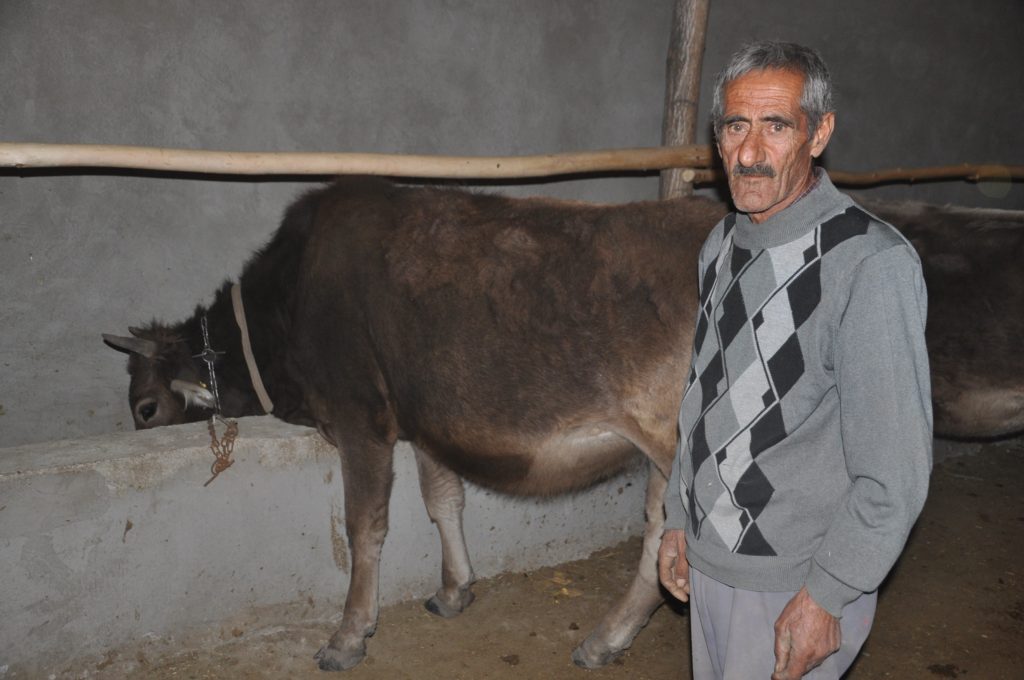 ‘Sarı Kız’ın sahibi Mehmet Emin Amca artık çok mutlu