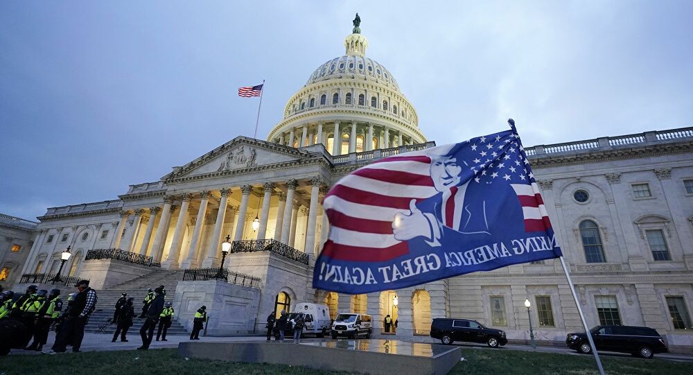 ABD’de büyük şirketlerden çağrı: Trump derhal görevden alınsın