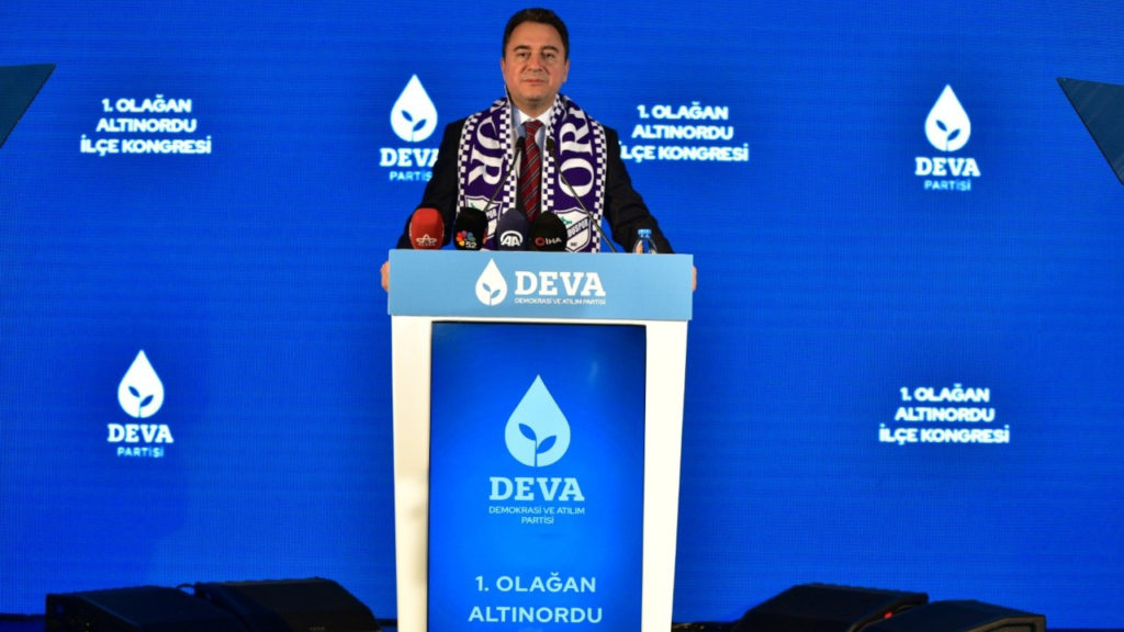 Ali Babacan: Cenaze evine telefon açıp şov yapıyorlar