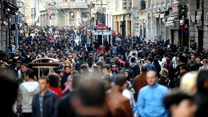 Türkiye’nin nüfusu açıklandı: Bir yılda yarım milyon kişi arttı