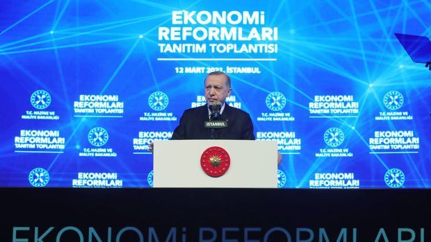 Erdoğan: Esnafa gelir vergisi muafiyeti getiriyoruz