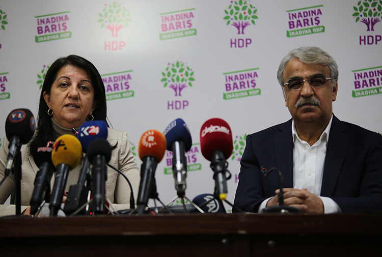 Buldan: HDP kendini feshederse dava düşer diyenler bize geri adım attıramadı