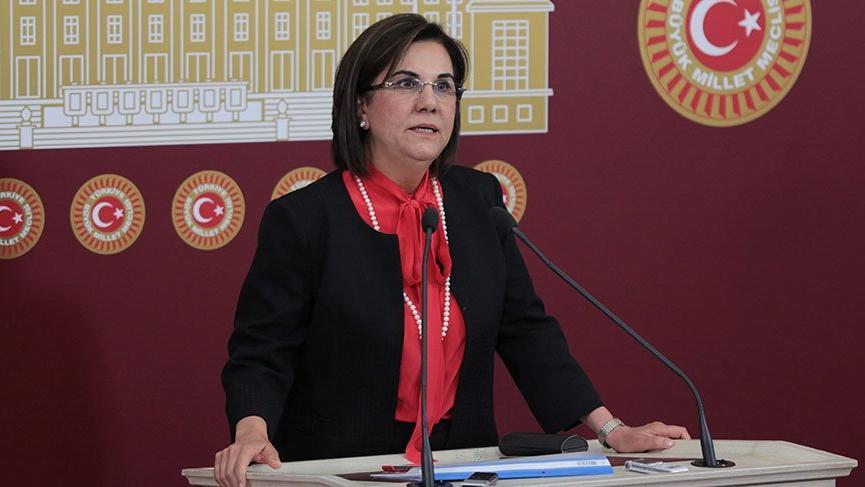 Gaye Usluer CHP’den istifa etti