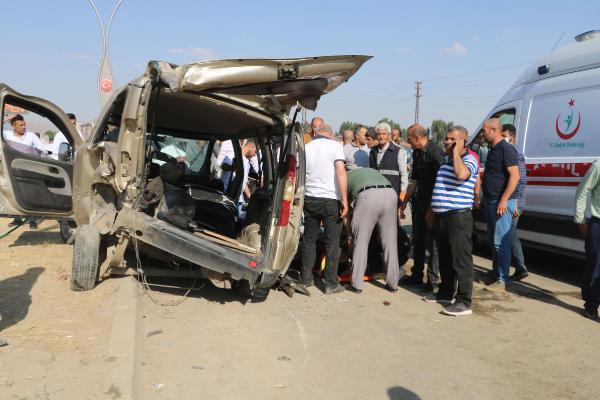 Yüksekova’da kaza: 9 yaralı