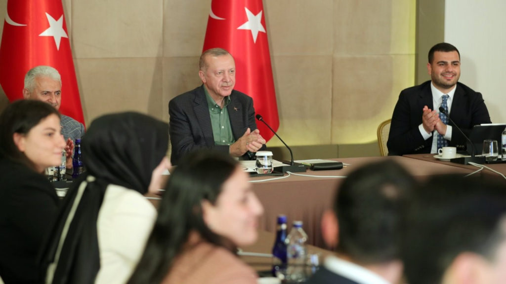 Erdoğan: Yeni bir moda başladı, 30 yaşından önce ne erkekler ne kızlar evleniyor