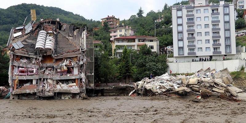 Sel felaketinde son durum: Can kaybı 74’e yükseldi