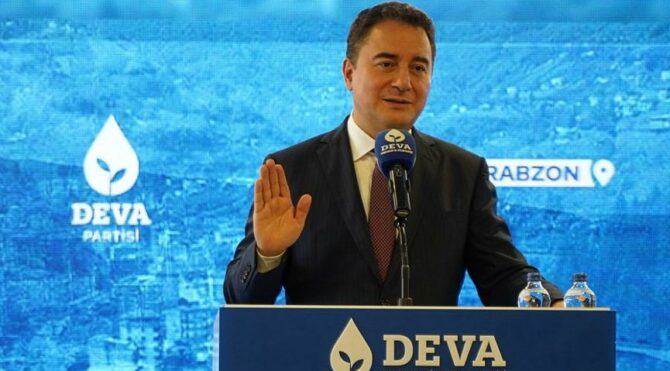 Babacan: ‘Bağlar’da, Şemdinli’de, Cizre’de sokakta gezemeyenler bunu bilemez’