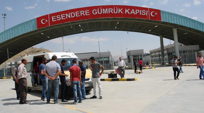 Esendere Sınır Kapısı yolcu geçişine açıldı