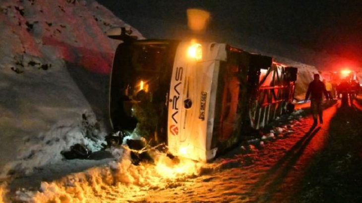 Kars’ta otobüs kazası: En az 6 kişi hayatını kaybetti