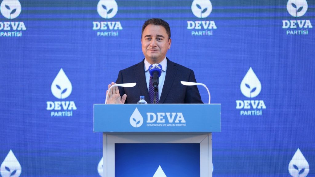 Ali Babacan: Seçmeli Kürtçe dersiyle ilgili kampanyayı destekliyorum