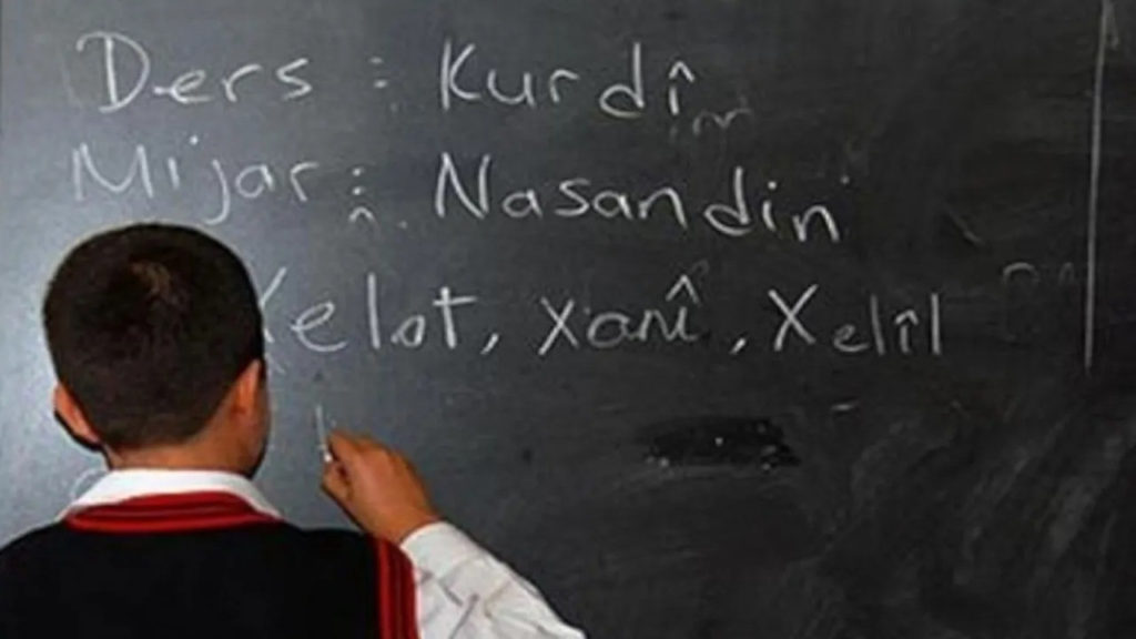 Milli Eğitim Bakanı Özer açıkladı: 20 bin 265 öğrenci Kürtçe’yi tercih etti