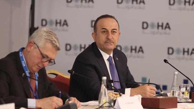 Çavuşoğlu: S-400’lerin Ukrayna’ya verilmesi söz konusu değil