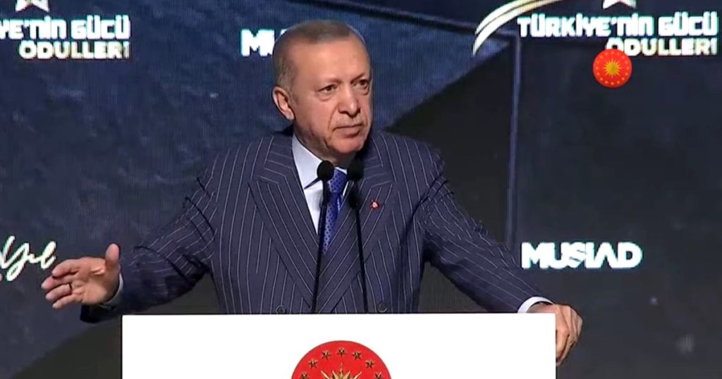 Erdoğan: Savaştan çıkıp ülkemize sığınan Suriyelilere sahip çıkacağız