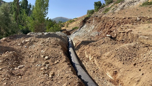 Şemdinli Belediyesi’nden Altınsu Köyü’ne Kanalizasyon Desteği