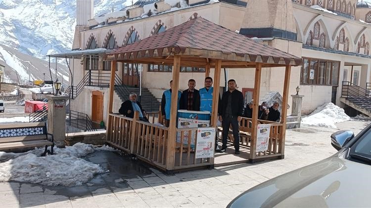 Hakkari Müftülüğünden depremzedeler için yardım kampanyası