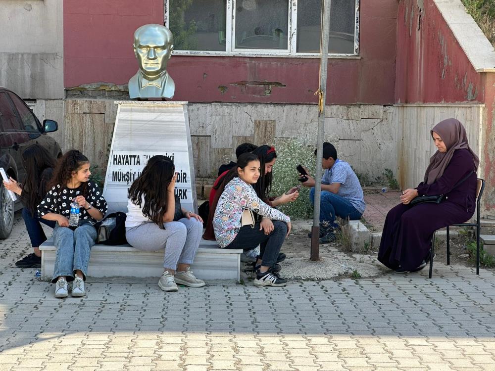 Yüksekova’da YKS heyecanı başladı