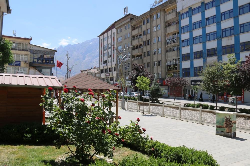 Hakkari’de bayram nedeniyle yollar boş kaldı