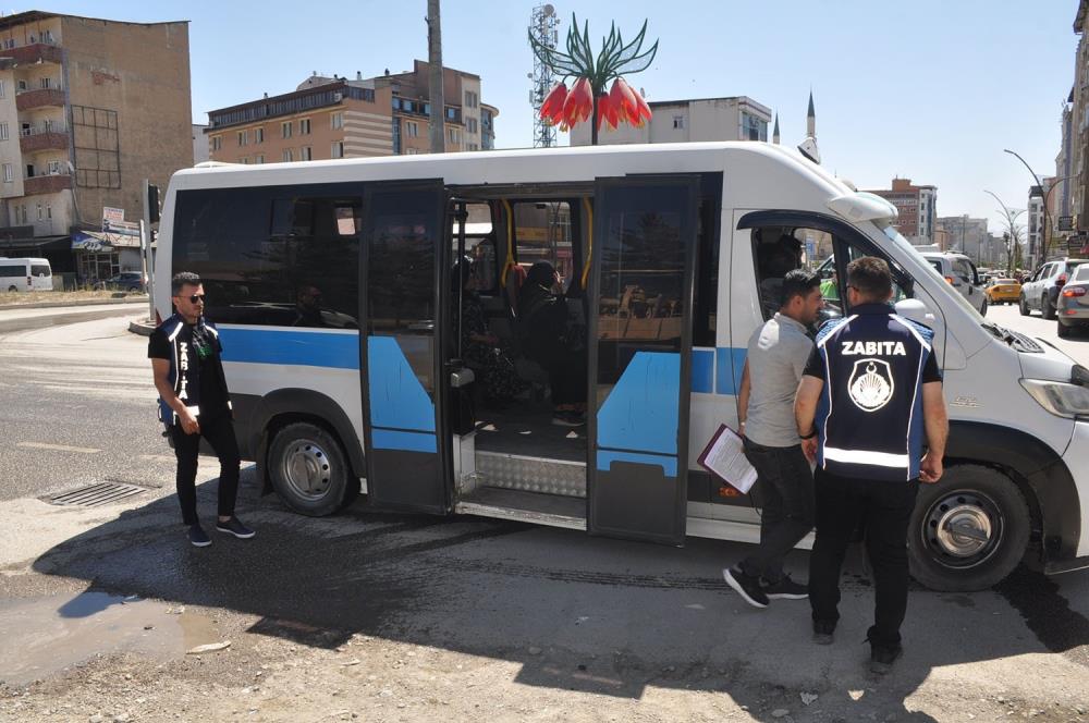 Yüksekova’da şehir içi servisler denetlendi