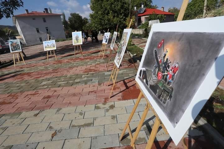 Çukurca’da resim sergisi düzenlendi