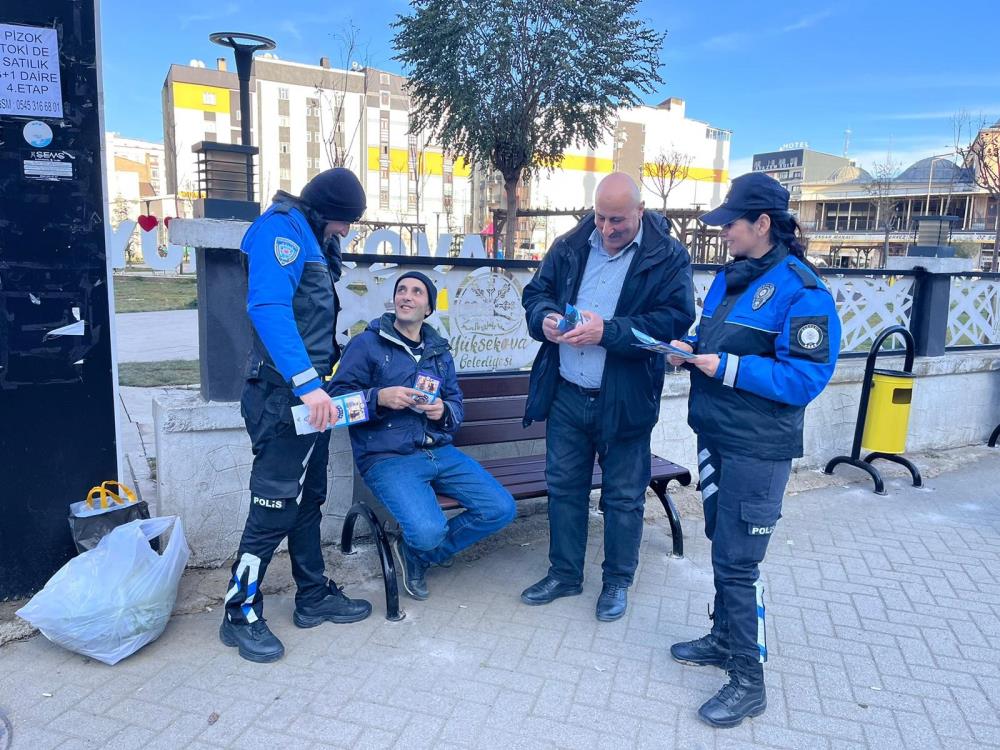 Yüksekova’da sanal dolandırıcılığa karşı bilgilendirme yapıldı