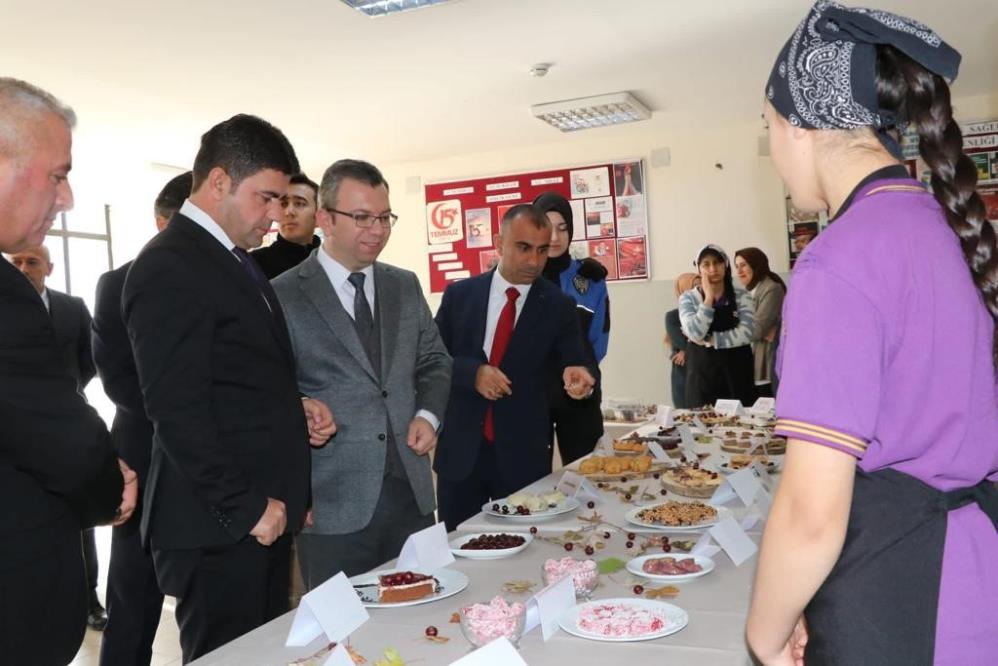 Hakkari’nin yöresel tatları geleceğe taşınıyor