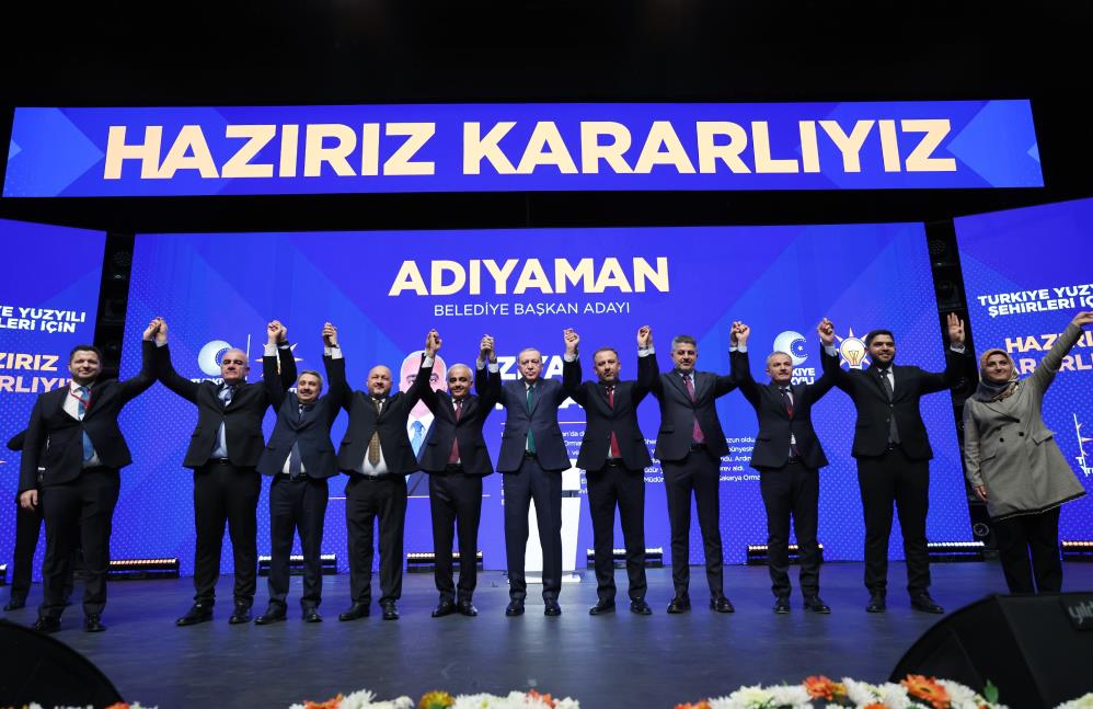 AK Parti’de 17’si büyükşehir olmak üzere 48 ilin belediye başkan adayları açıklandı