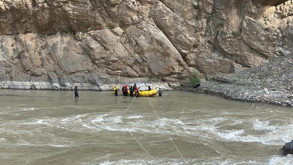 Seyir tepesinden Zap Suyu’na atlayan kızın cesedi bulundu