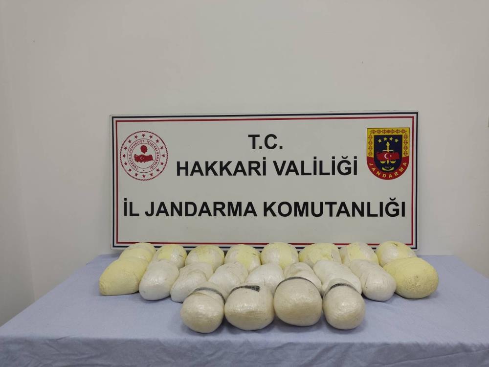 Hakkari’de 23 kilo uyuşturucu ele geçirildi