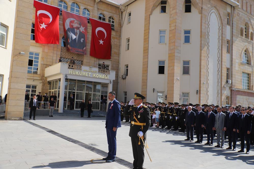 Hakkari’de Zafer Bayramı