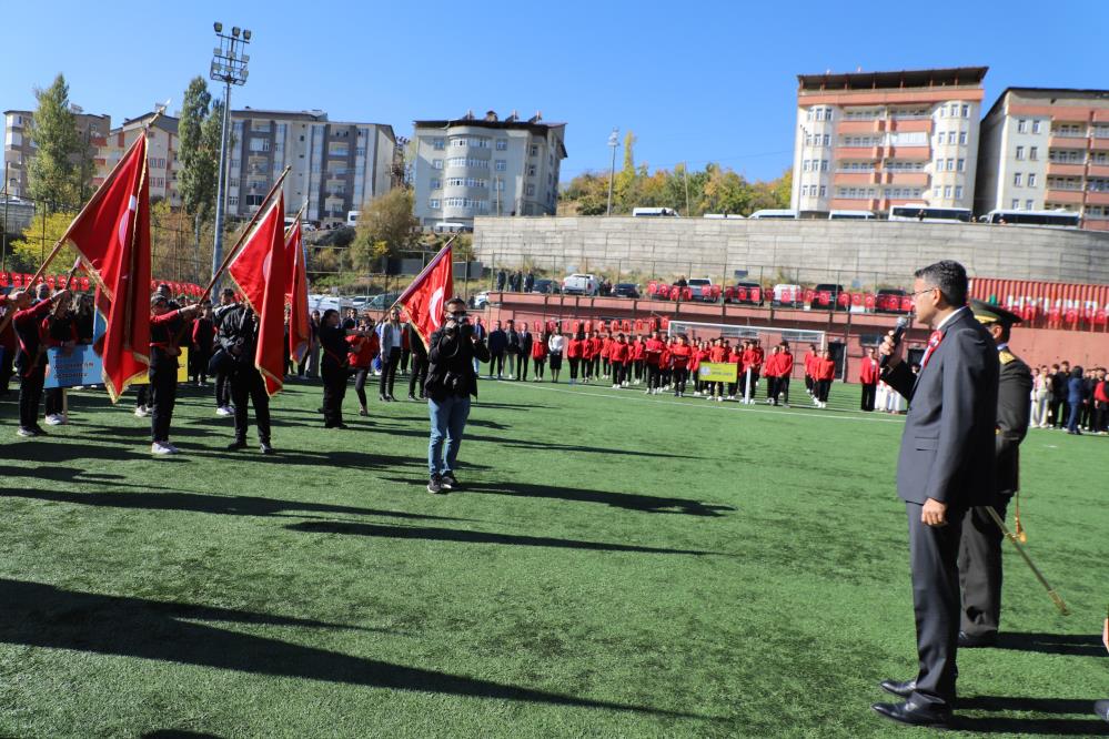 Hakkari’de Cumhuriyet Bayramı coşkusu