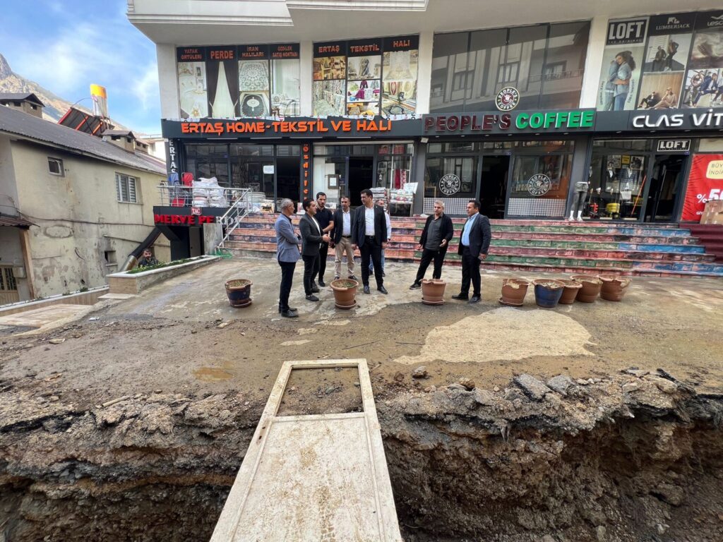 Başkan Şakar, sahadaki çalışmaları yerinde inceledi